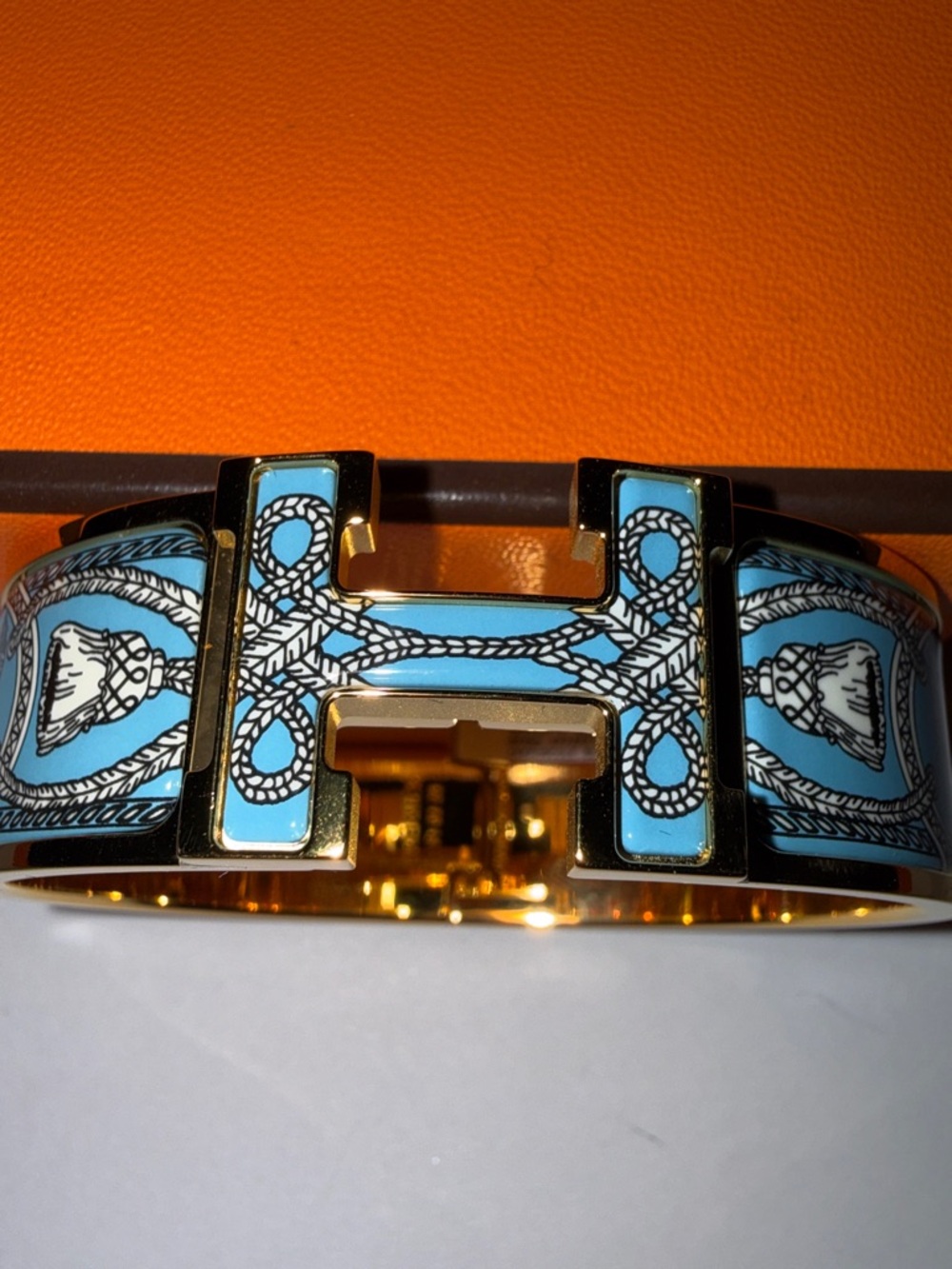 NWT Hermes Wide Clic H Bracelet Grand Apparat yellow gold GM size, box included - Picture 13 of 13